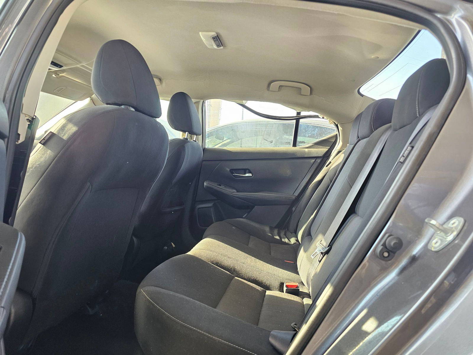 2022 NISSAN SENTRA — 32995 Miles — Lot Y211206 — Souq - Marhaba Auctions Used Cars - Image 6