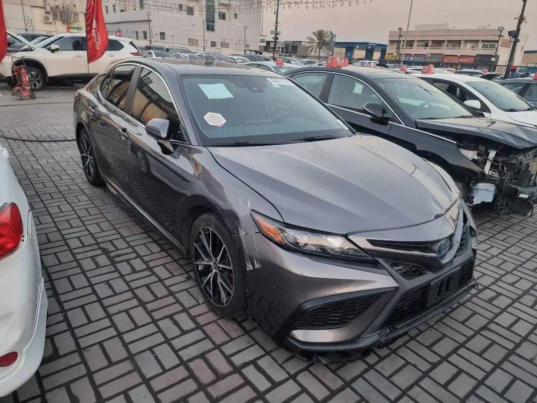 TOYOTA CAMRY