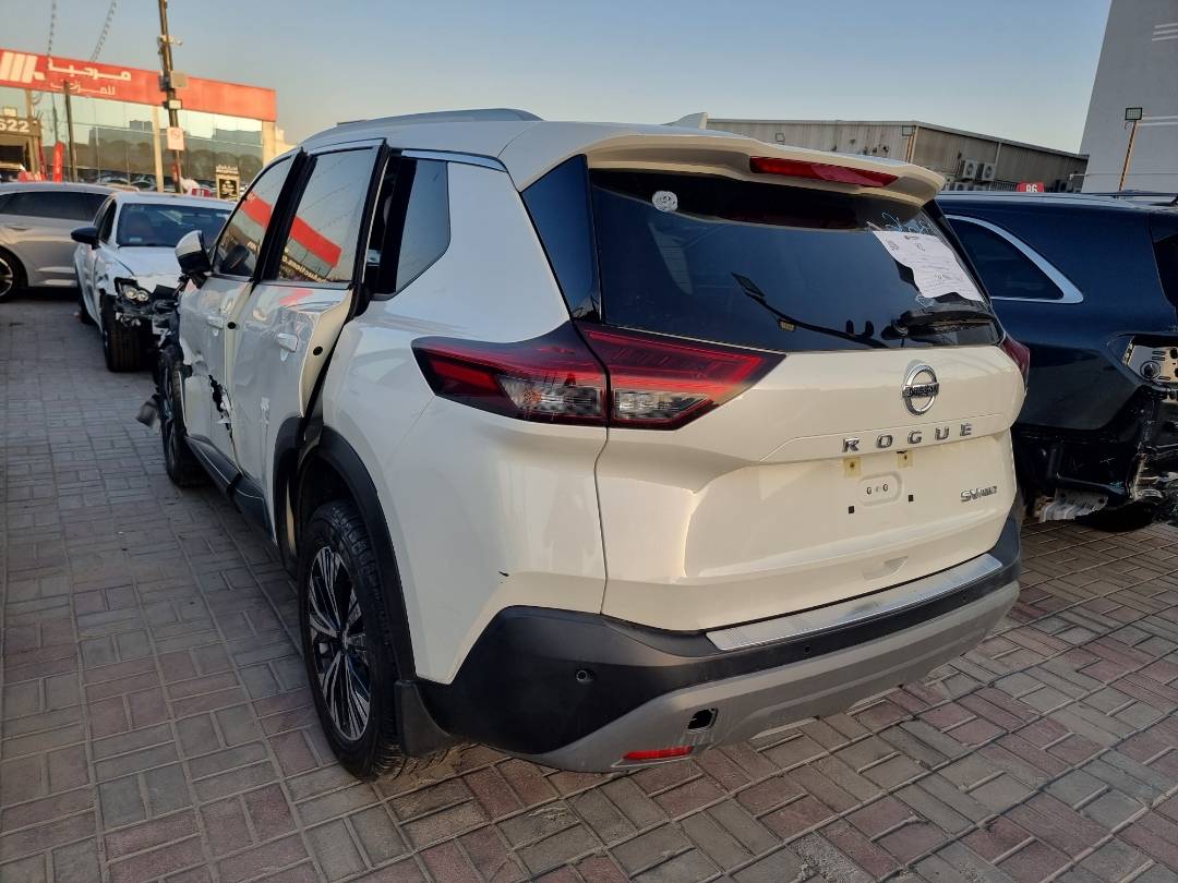 NISSAN ROGUE 2021 - Marhaba Auction Used Cars - Image 4