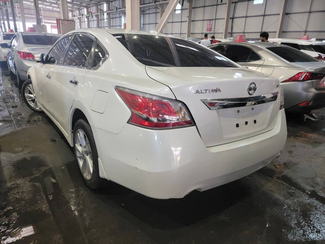 2015 NISSAN ALTIMA — 195372 Miles — Lot P3FC153249 — Main - Marhaba Auctions Used Cars - Image 3