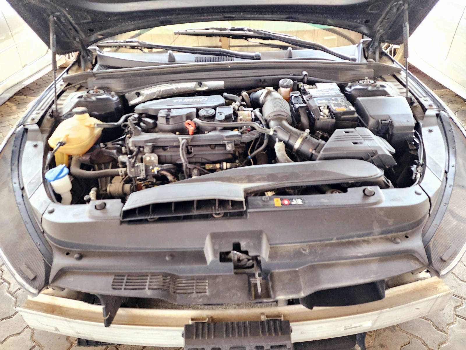 2022 KIA K5 — 57430 Miles — Lot 65711274 — Souq - Marhaba Auctions Used Cars - Image 10