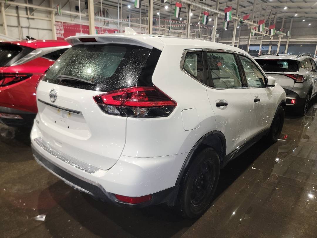 2018 NISSAN ROGUE — 68404 Miles — Lot 612646 - Marhaba Auctions Used Cars - Image 4