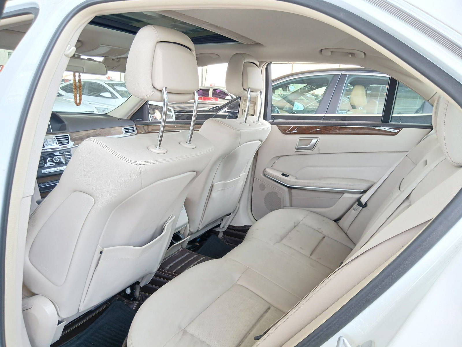 2014 MERCEDES BENZ E 350 — 217348 Miles — Lot 41800245 — Souq - Marhaba Auctions Used Cars - Image 6