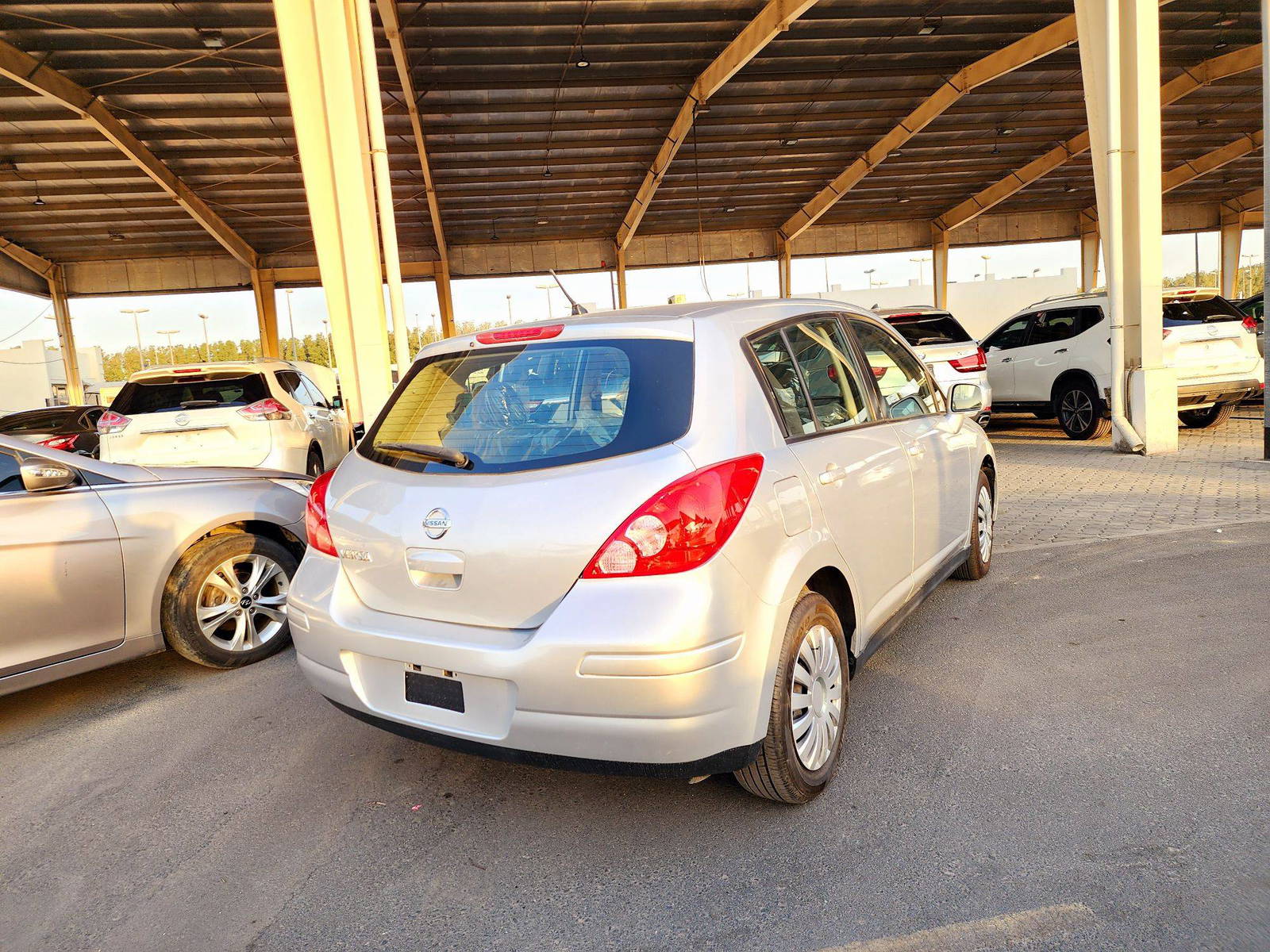 2011 NISSAN VERSA — 170817 Miles — Lot 6BL502082 — Souq - Marhaba Auctions Used Cars - Image 3