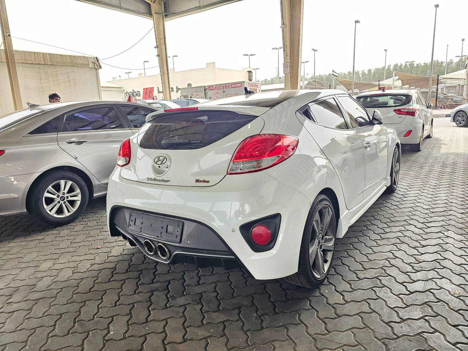 2013 HYUNDAI VELOSTER — 183079 KM — Lot 099116 — Main - Marhaba Auctions Used Cars - Image 4
