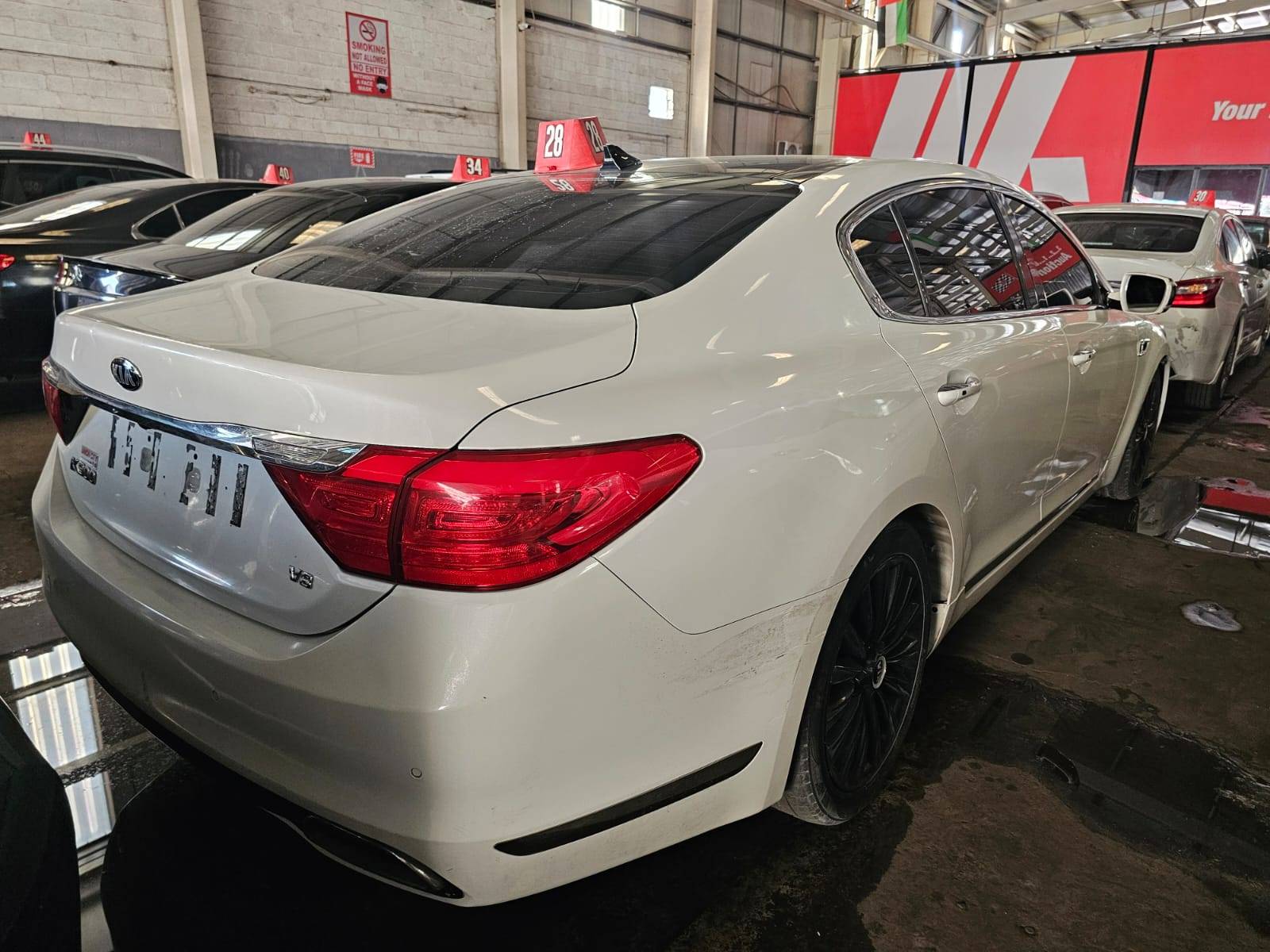 Kia K900 2015 view 2