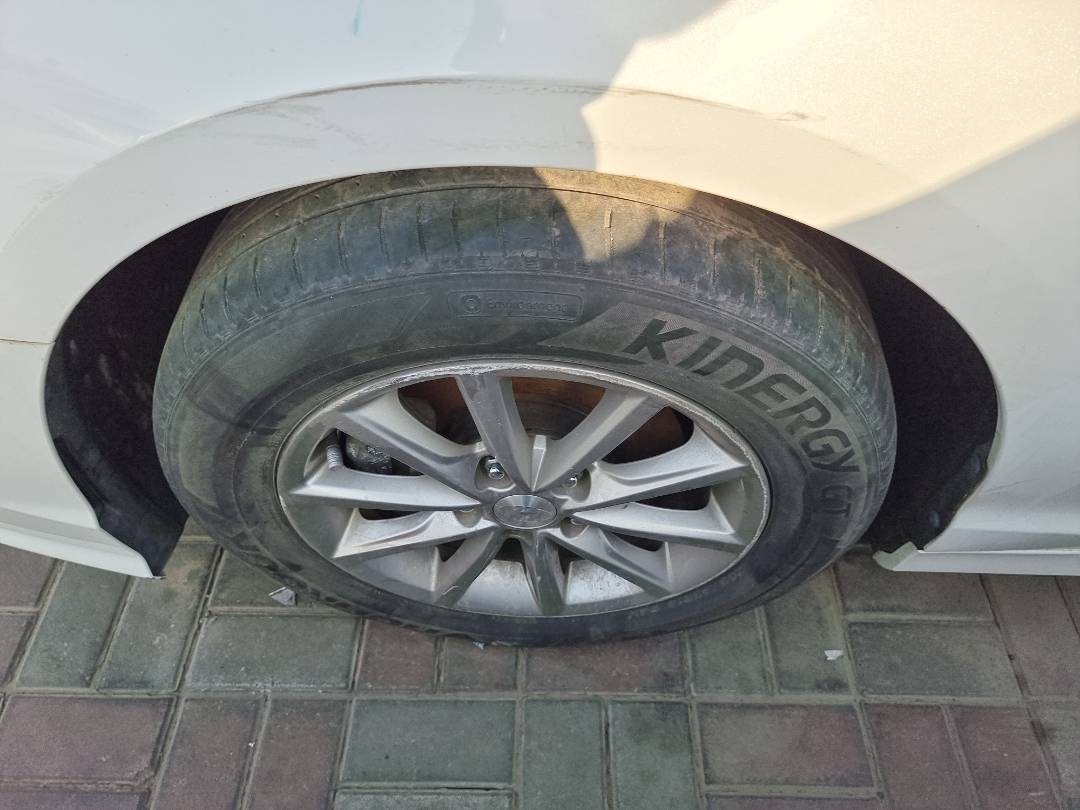 2018 HYUNDAI SONATA — 45448 Miles — Lot 215487 — Ind. 12 - Marhaba Auctions Used Cars - Image 9