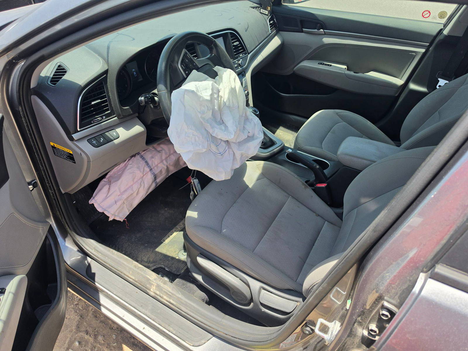 HYUNDAI ELANTRA 2018 - Marhaba Auction Used Cars - Image 8