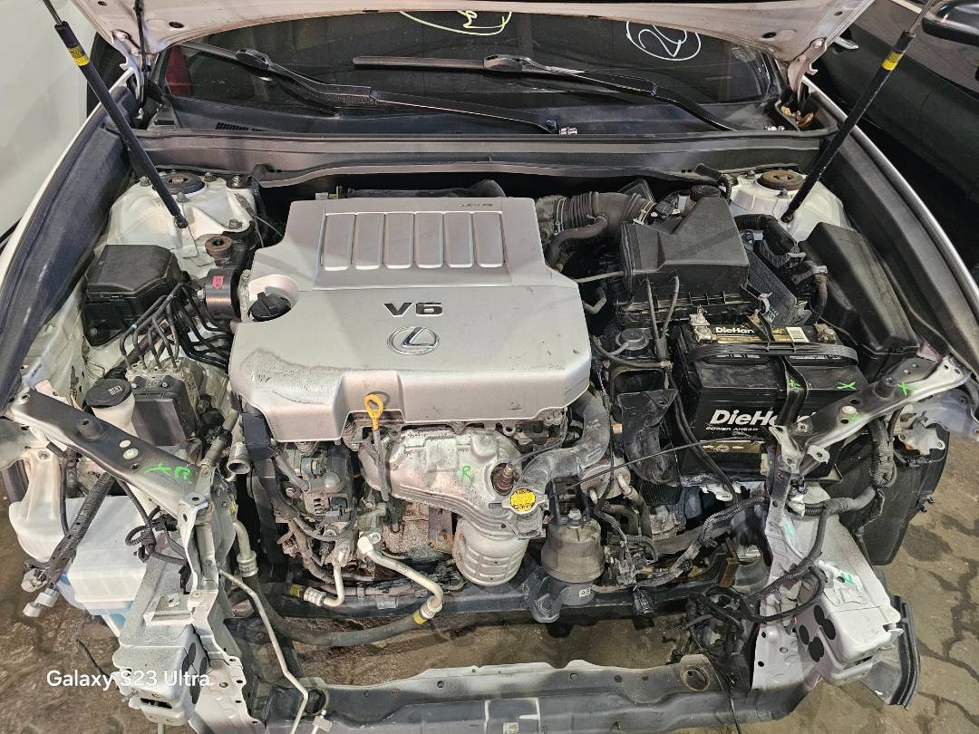 2015 LEXUS ES 350 — 80627 Miles — Lot 42848671 — Souq - Marhaba Auctions Used Cars - Image 12