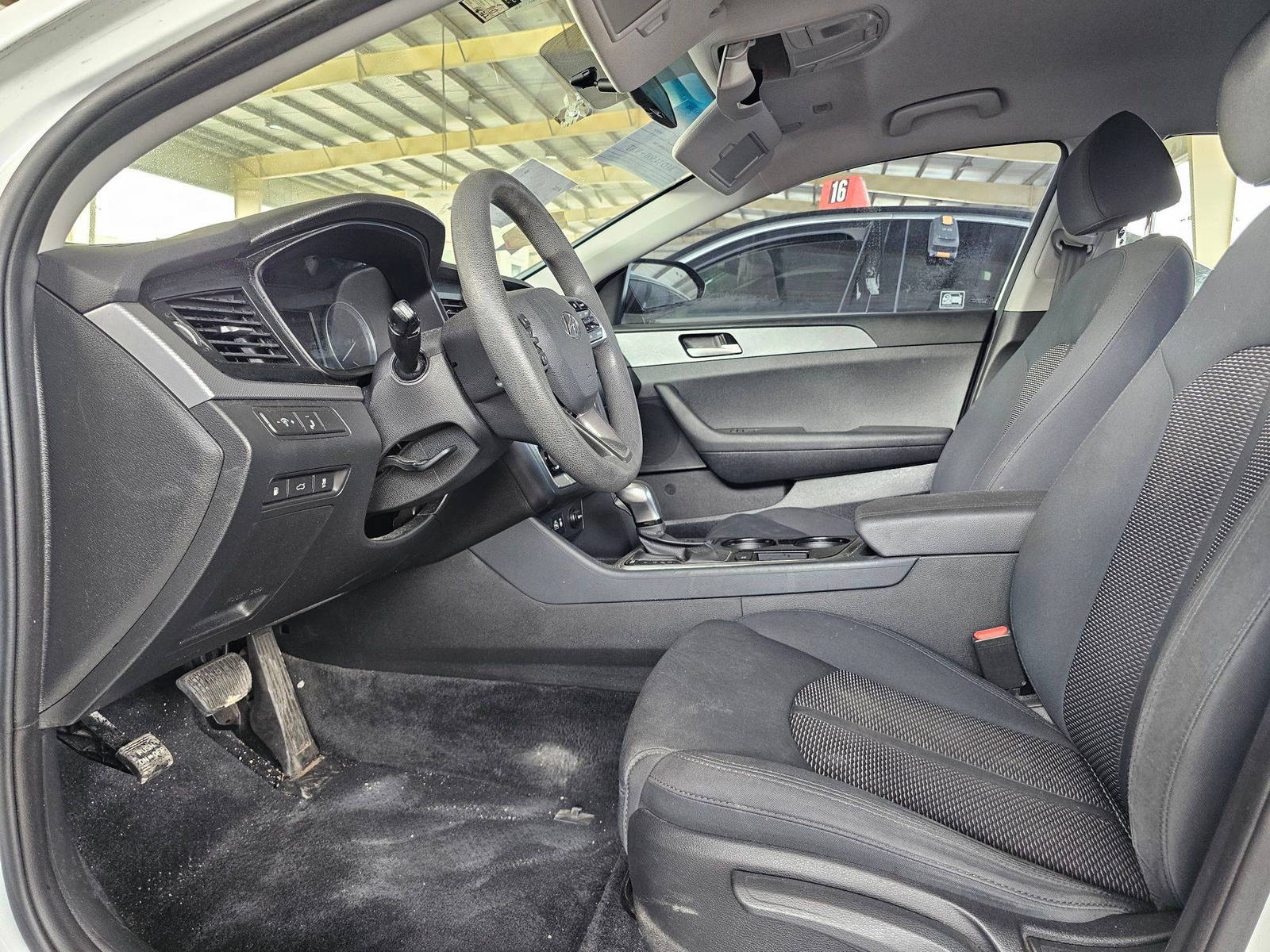 HYUNDAI SONATA 2018 - Marhaba Auction Used Cars - Image 8