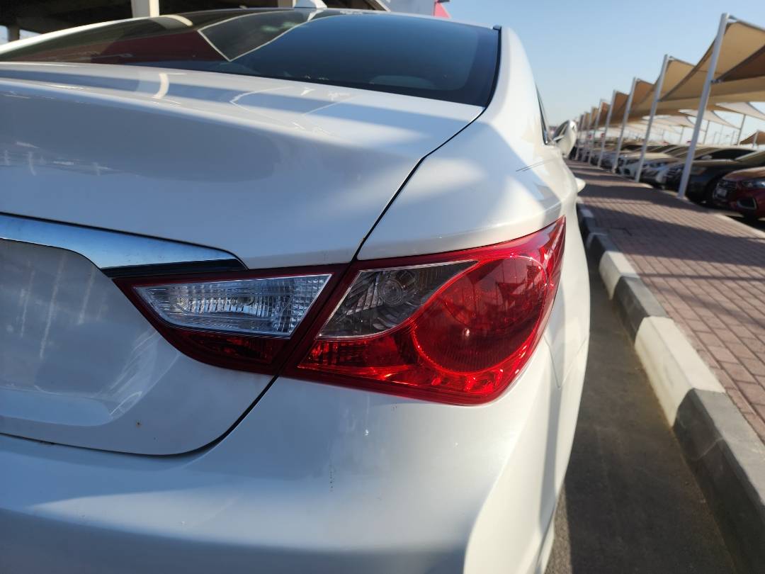 2014 HYUNDAI SONATA — 173024 Miles — Lot 73744353 - Marhaba Auctions Used Cars - Image 10