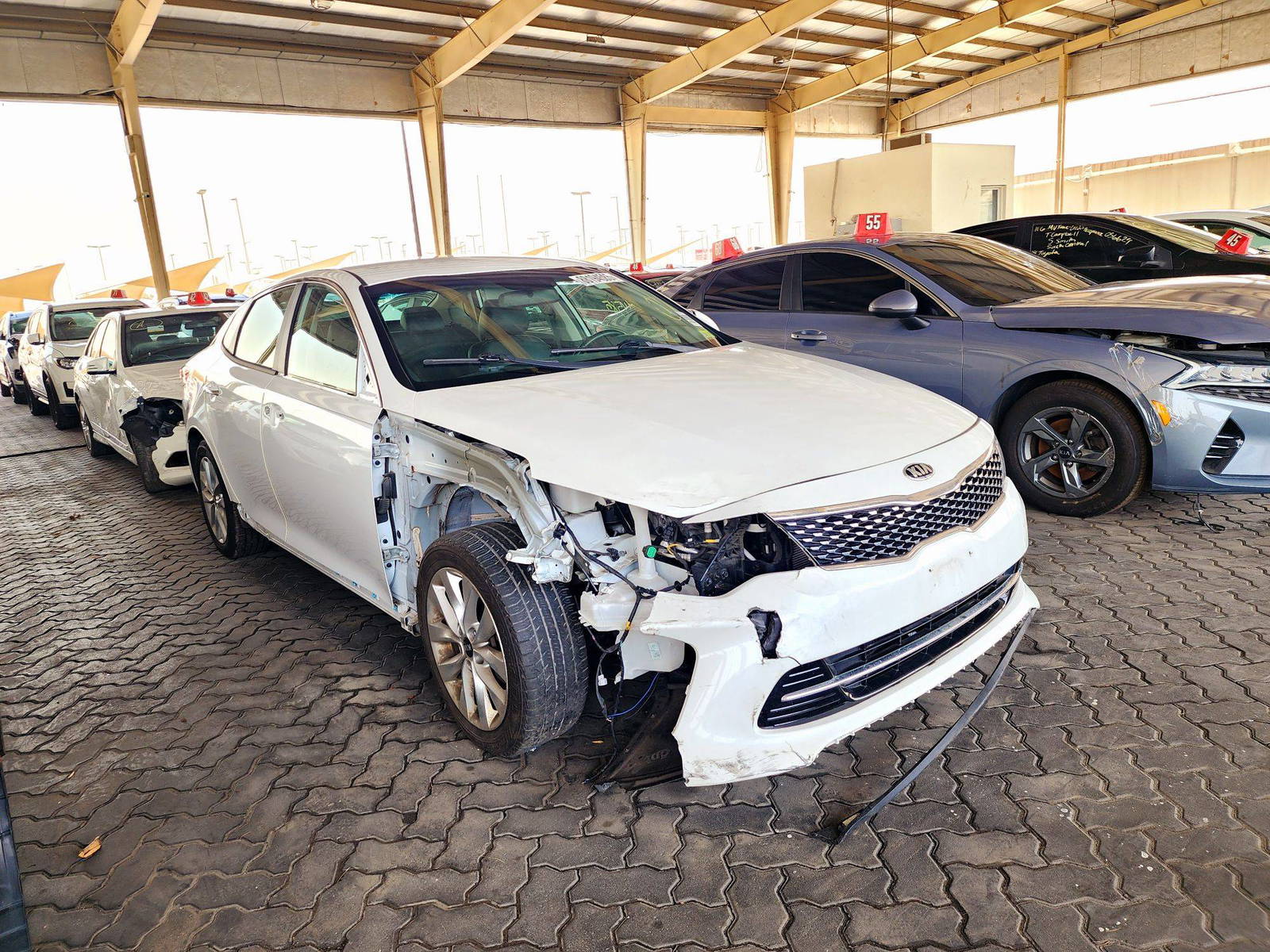 2018 KIA OPTIMA — 93650 Miles — Lot G242347 — Souq - Marhaba Auctions Used Cars - Image 4