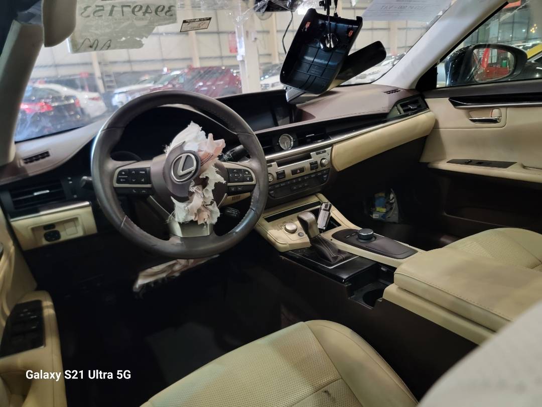 2018 LEXUS ES 350 — 128177 Miles — Lot JU094688 — Main - Marhaba Auctions Used Cars - Image 7