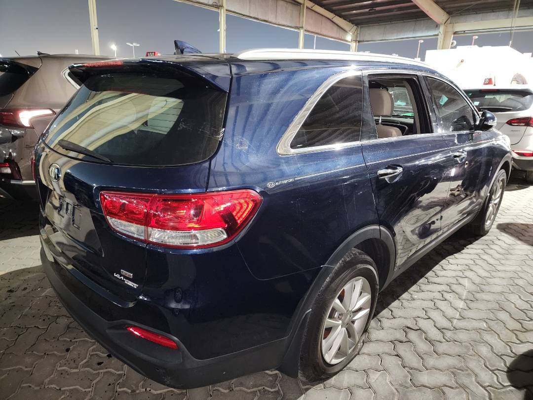 2018 KIA SORENTO — 130101 Miles — Lot 74348553 - Marhaba Auctions Used Cars - Image 9