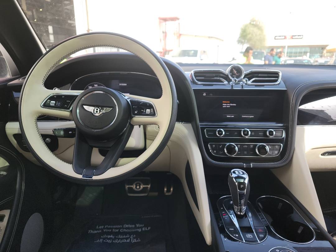 2022 BENTLEY BENTAYGA — 25717 KM — Lot 82151212 - Marhaba Auctions Used Cars - Image 15