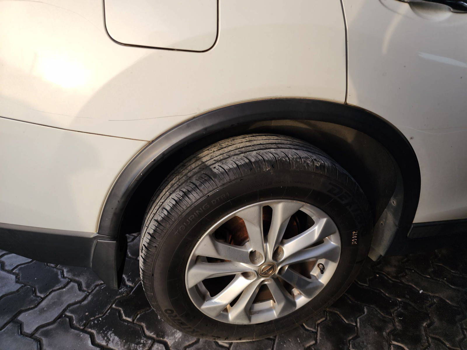 2014 NISSAN ROGUE — 171772 Miles — Lot 37926114 - Marhaba Auctions Used Cars - Image 4