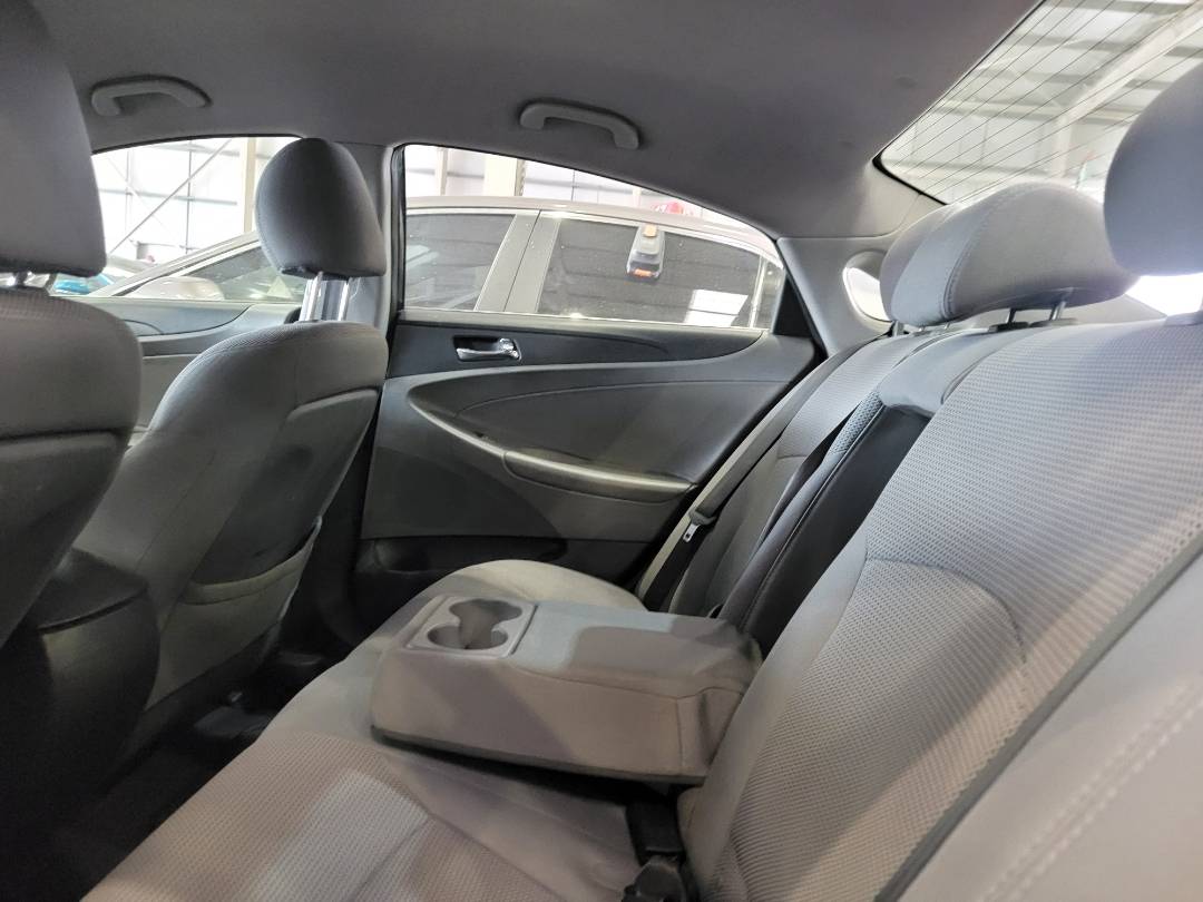 2013 HYUNDAI SONATA — 208086 Miles — Lot DH558895 — Main - Marhaba Auctions Used Cars - Image 7