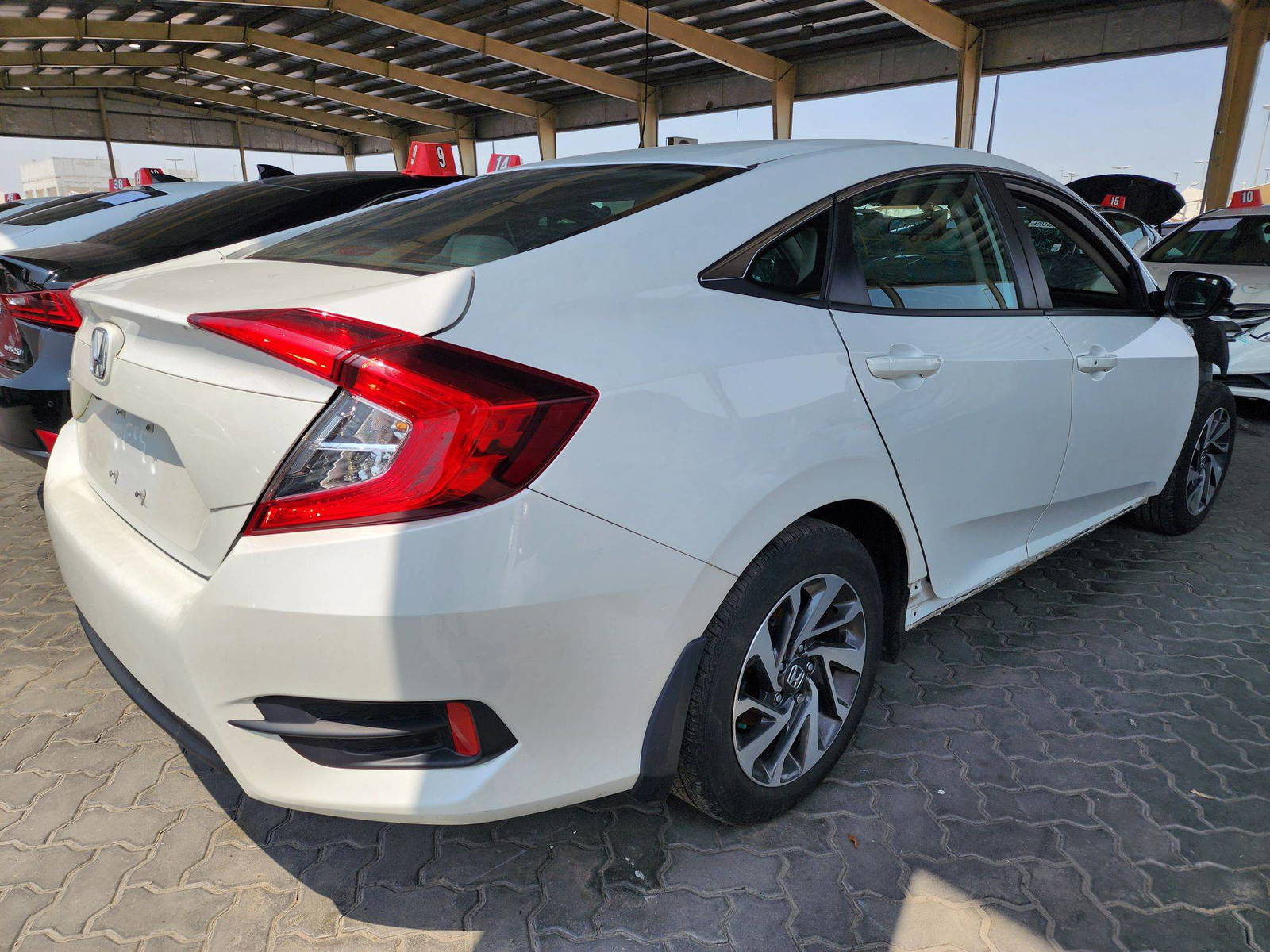 2016 HONDA CIVIC — 120105 Miles — Lot 38935728 — Souq - Marhaba Auctions Used Cars - Image 3