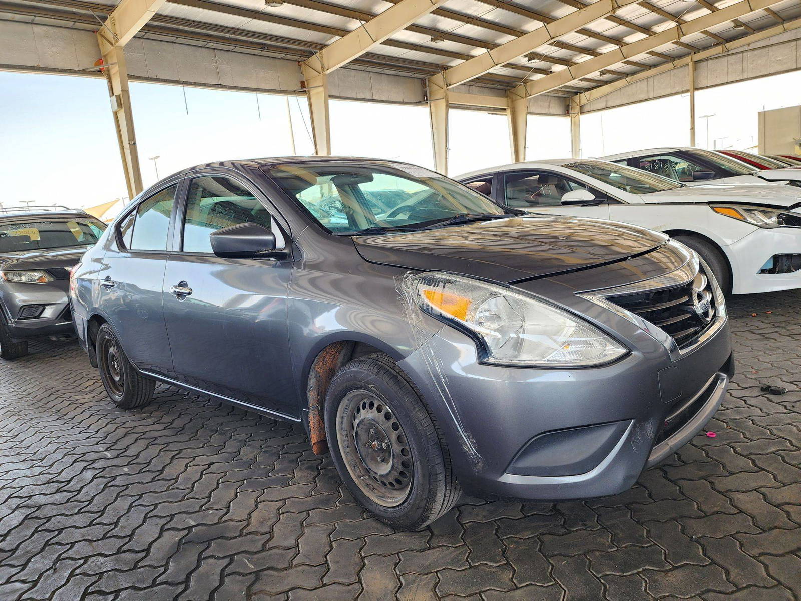 2016 NISSAN VERSA — 166712 Miles — Lot 4GL911080 — Souq - Marhaba Auctions Used Cars - Image 4