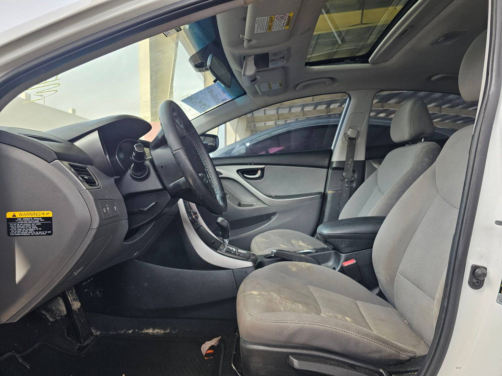 2013 HYUNDAI ELANTRA — 200236 KM — Lot 12240703 — Souq - Marhaba Auctions Used Cars - Image 9