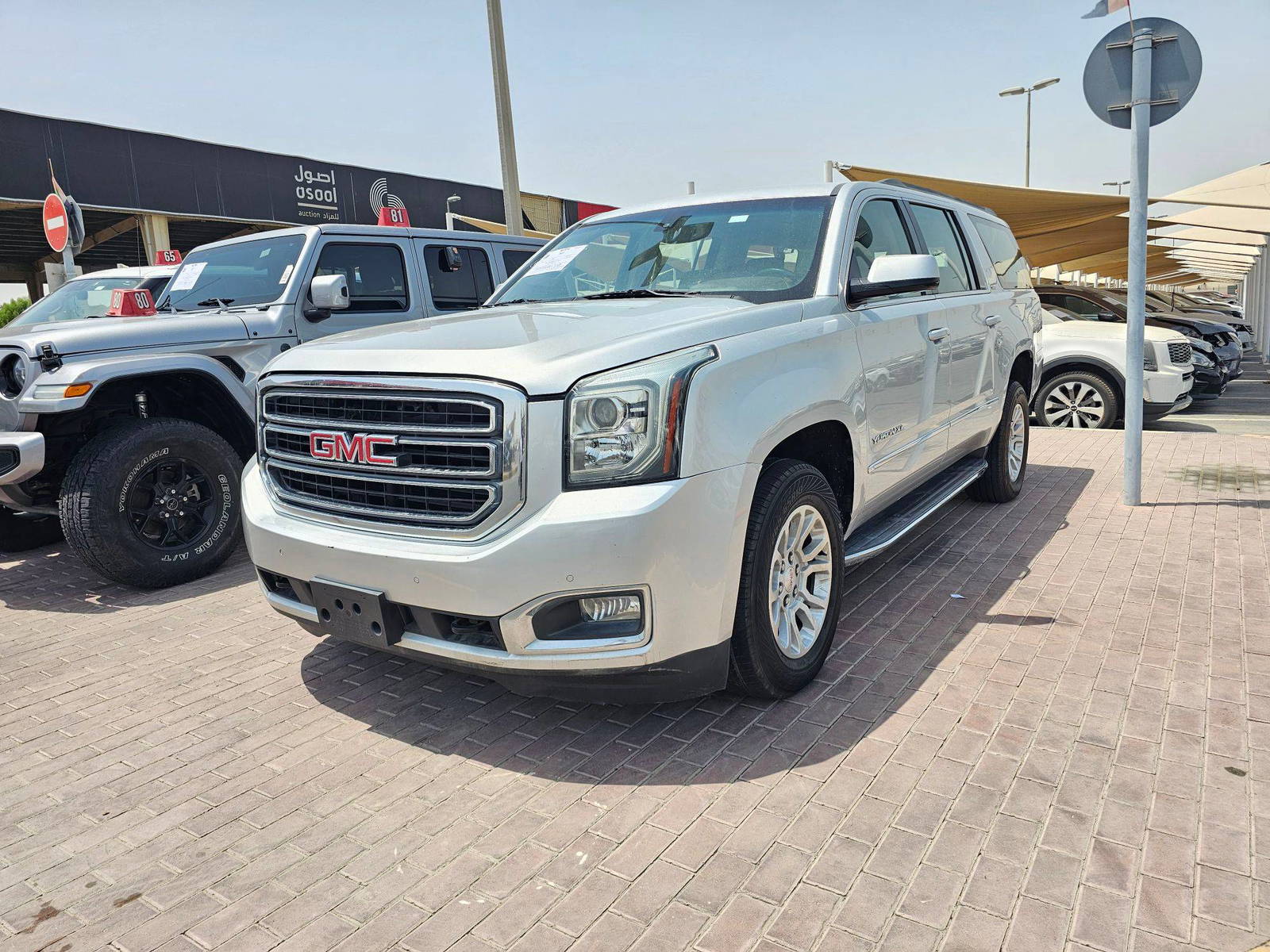 2020 GMC YUKON — 115870 KM — Lot 8EC1LR159377 — Souq - Marhaba Auctions Used Cars - Image 4