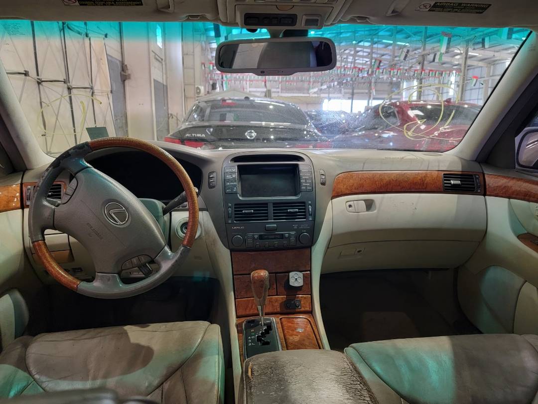 2001 LEXUS LS 430 — 198679 Miles — Lot 00117 — Main - Marhaba Auctions Used Cars - Image 8