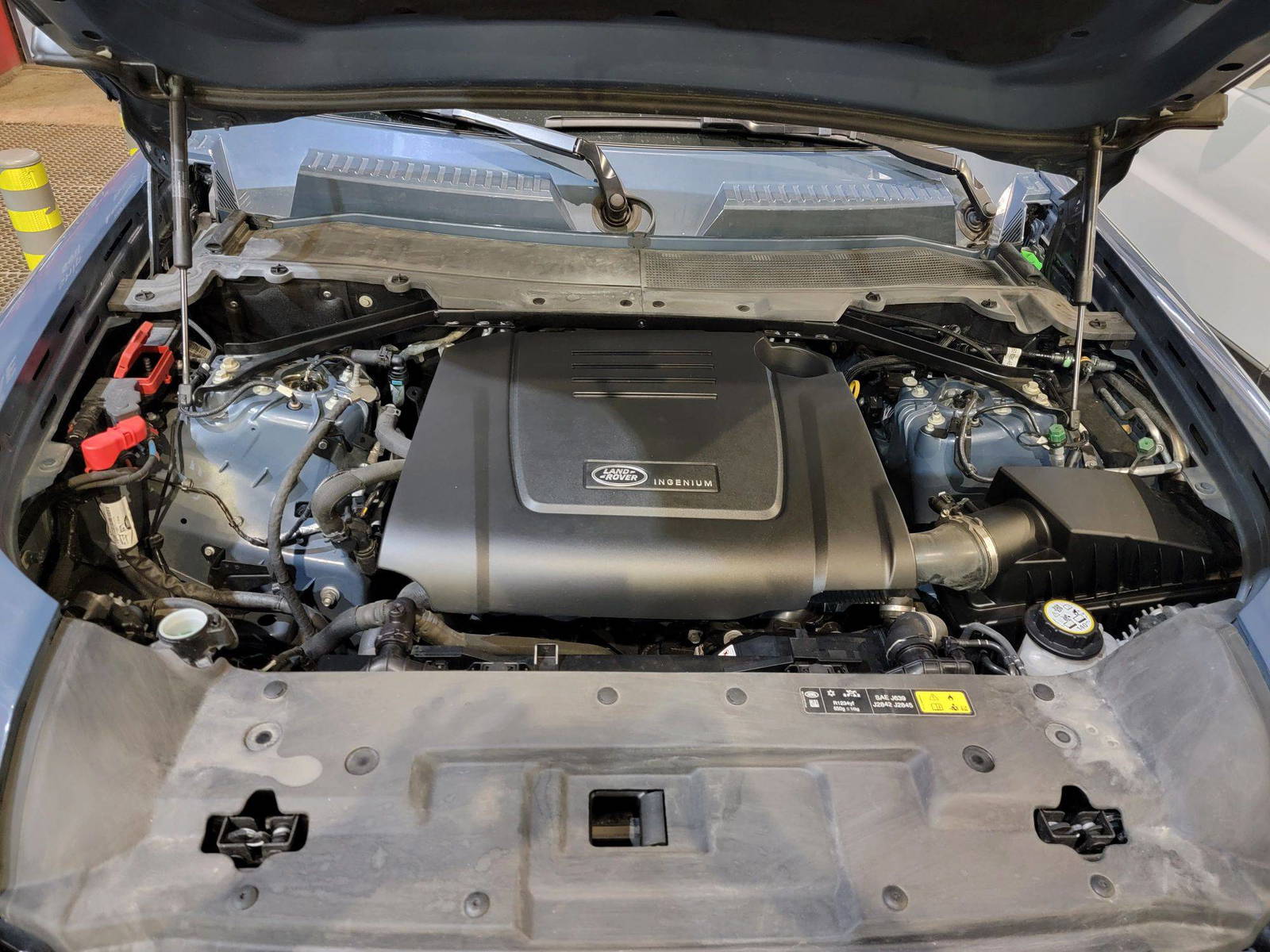 LAND ROVER DEFENDER 110 S 2022 - Marhaba Auction Used Cars - Image 16