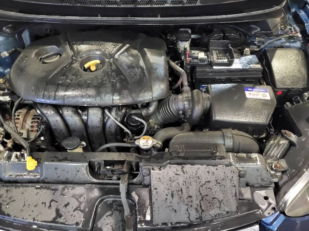 HYUNDAI ELANTRA 2015 - Marhaba Auction Used Cars - Image 11