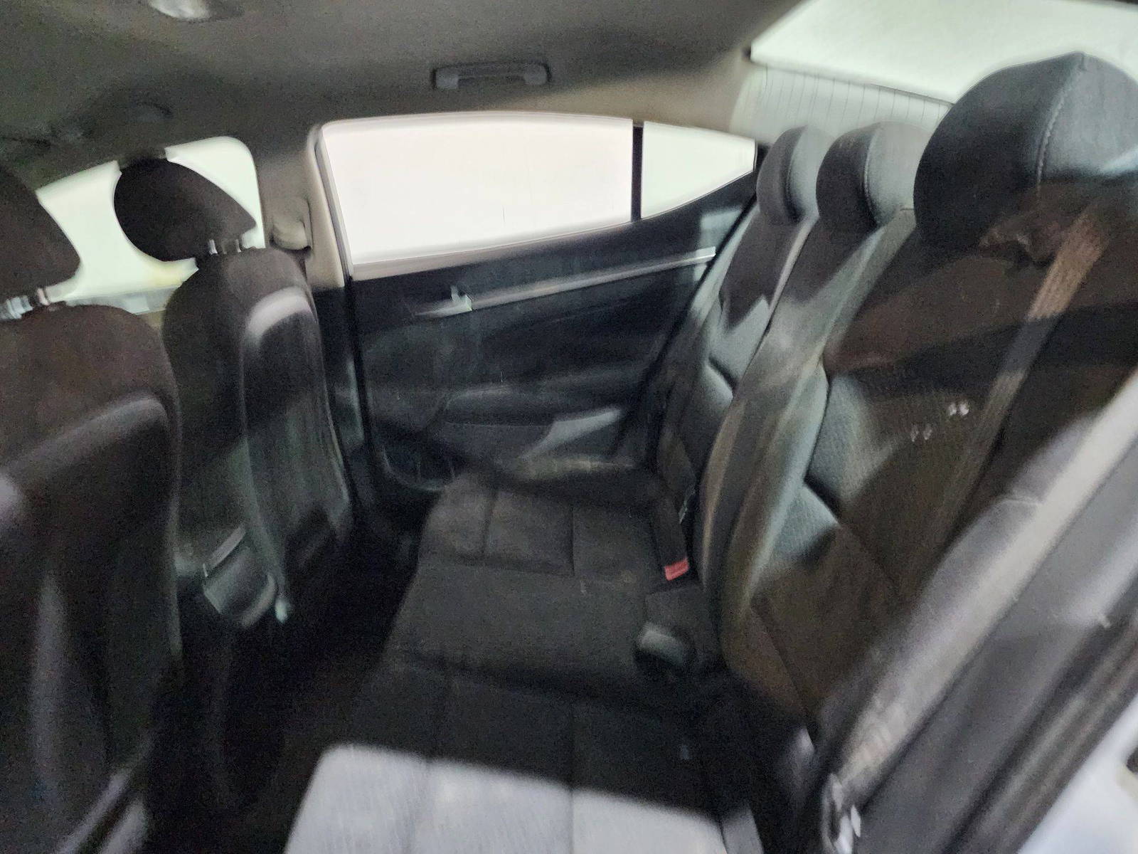 HYUNDAI ELANTRA 2019 - Marhaba Auction Used Cars - Image 7