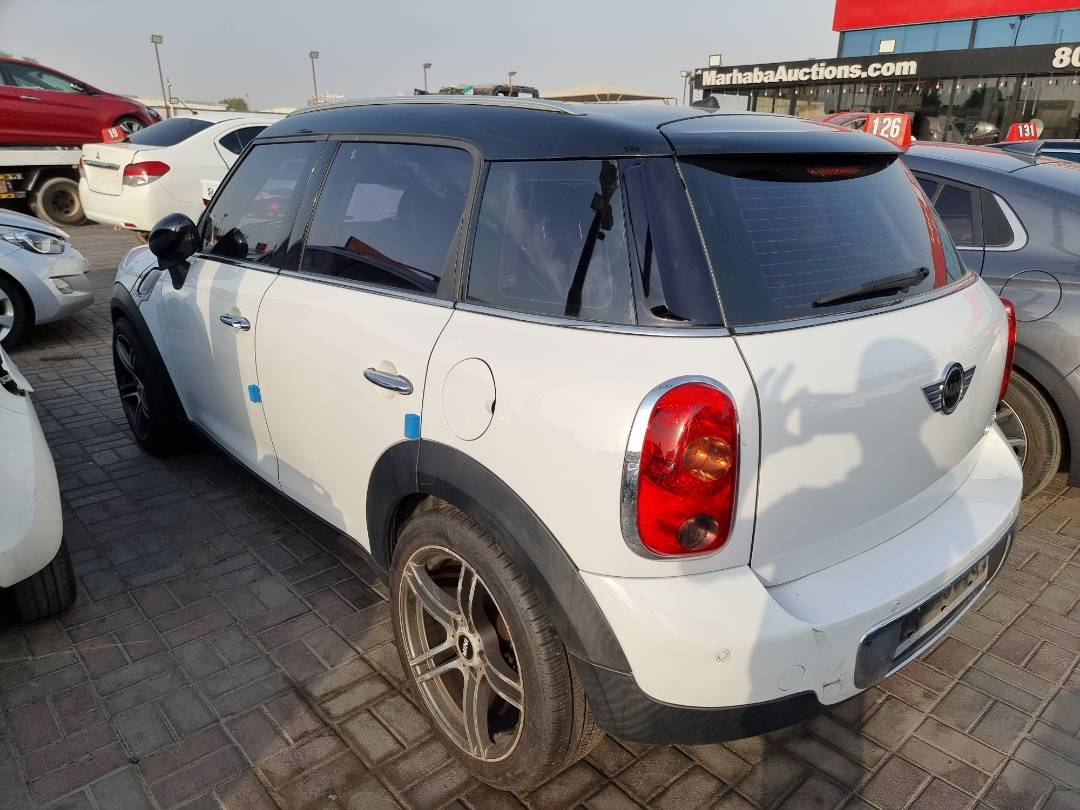 2011 MINI COOPER COUNTRYMAN — 140687 KM — Lot L01257 — Main - Marhaba Auctions Used Cars - Image 4
