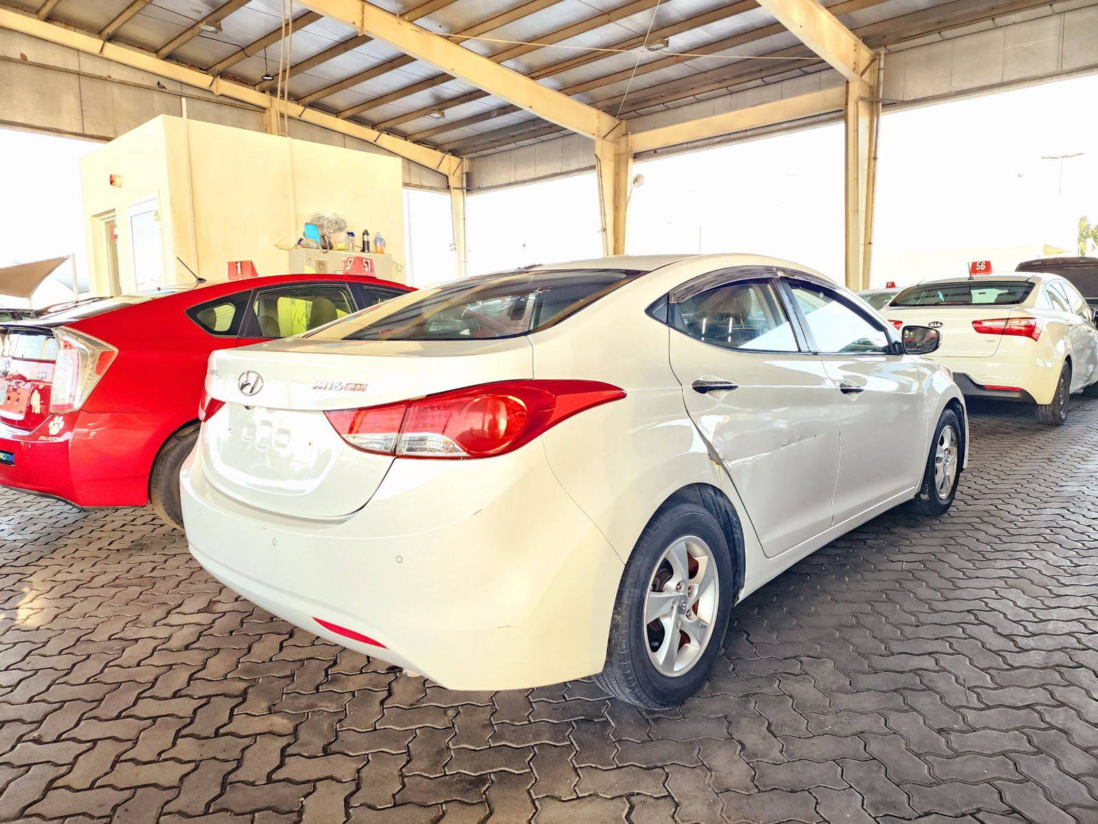 2012 HYUNDAI AVANTE — 185432 KM — Lot 309324 — Souq - Marhaba Auctions Used Cars - Image 3