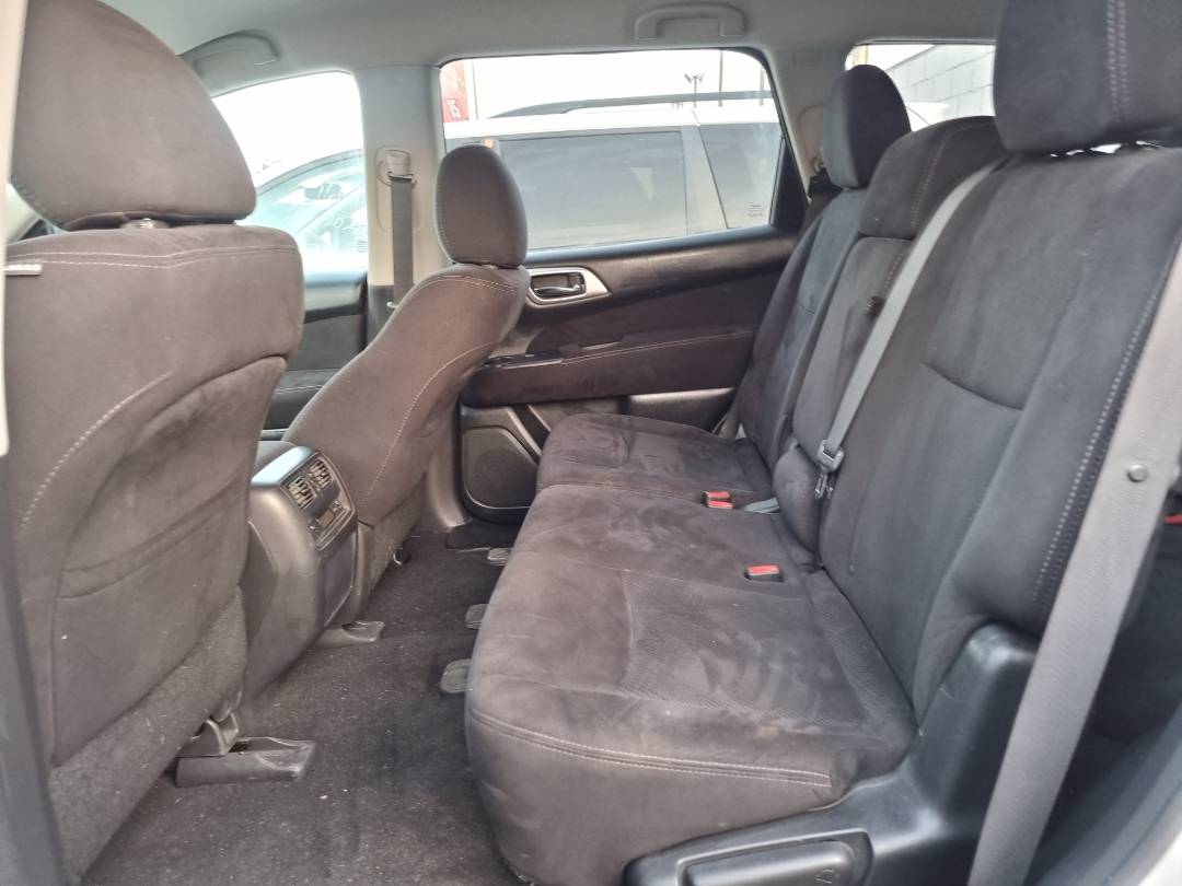 2014 NISSAN PATHFINDER — 153748 Miles — Lot 215478 — Ind. 12 - Marhaba Auctions Used Cars - Image 6
