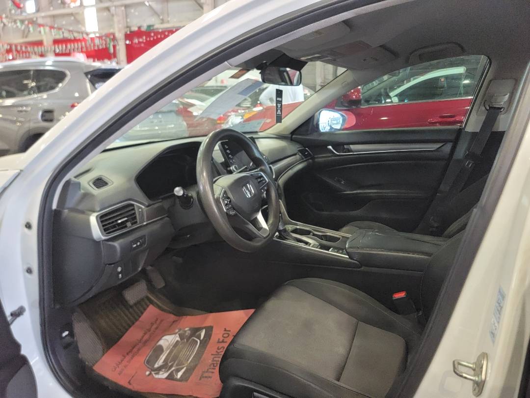2018 HONDA ACCORD — 128588 KM — Lot 0JA215217 — Main - Marhaba Auctions Used Cars - Image 6