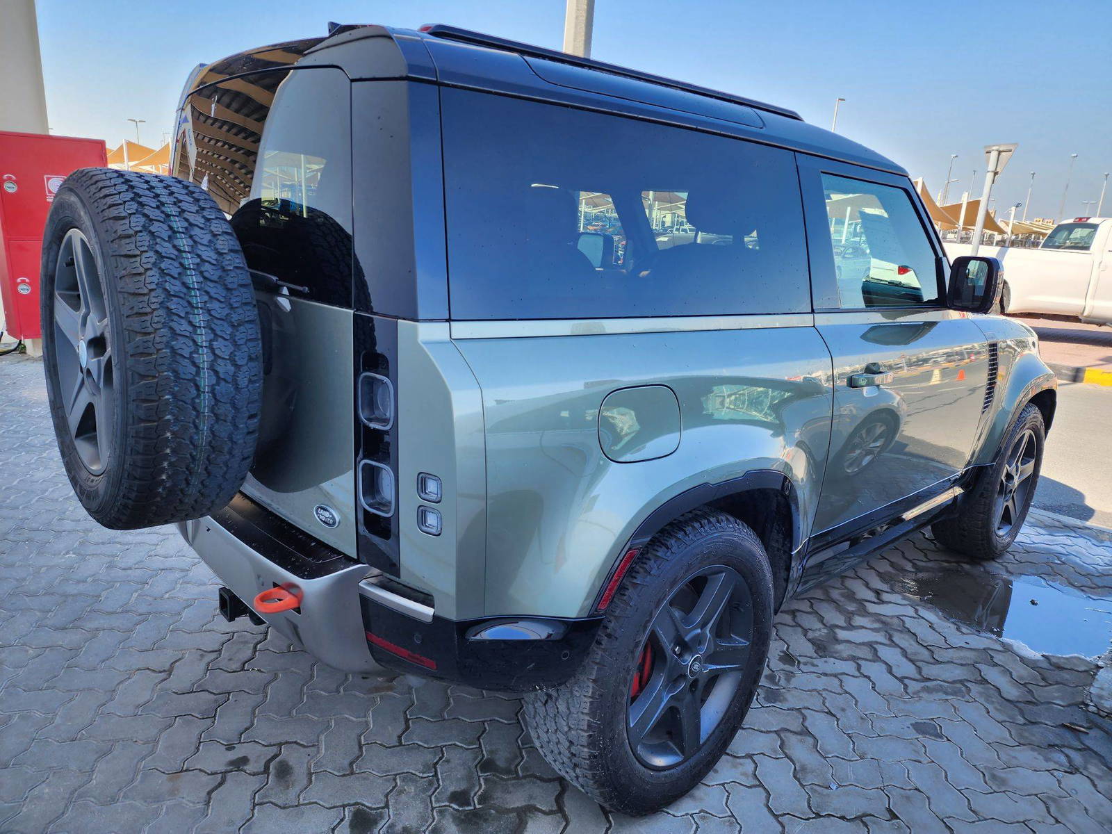 2021 LAND ROVER DEFENDER 90 — 18634 Miles — Lot 62706653 - Marhaba Auctions Used Cars - Image 3