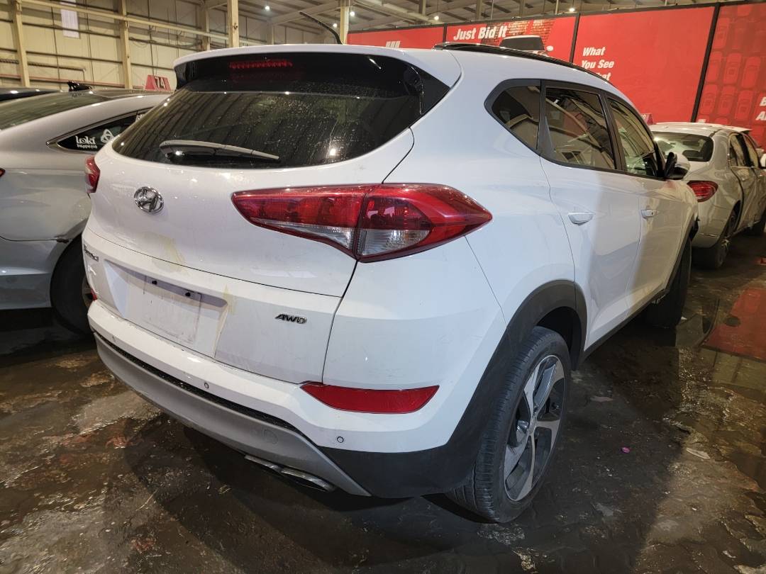 2017 HYUNDAI TUCSON — 107829 Miles — Lot 59989115 — Main - Marhaba Auctions Used Cars - Image 4