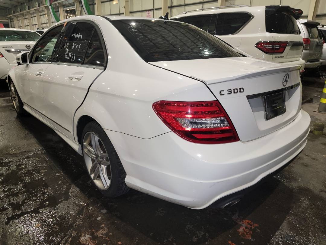 2013 MERCEDES BENZ C300 — 155842 Miles — Lot 16326 - Marhaba Auctions Used Cars - Image 3