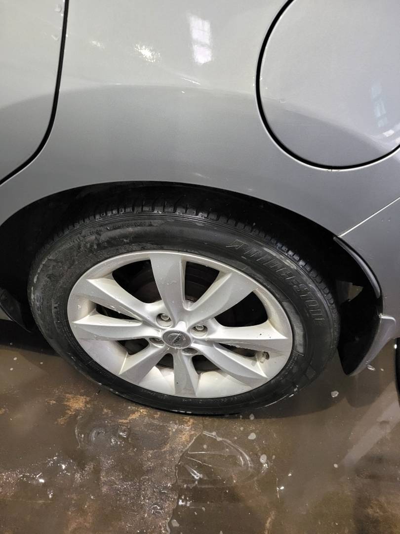 2014 NISSAN VERSA NOTE — 69761 Miles — Lot 40378808 — Main - Marhaba Auctions Used Cars - Image 9