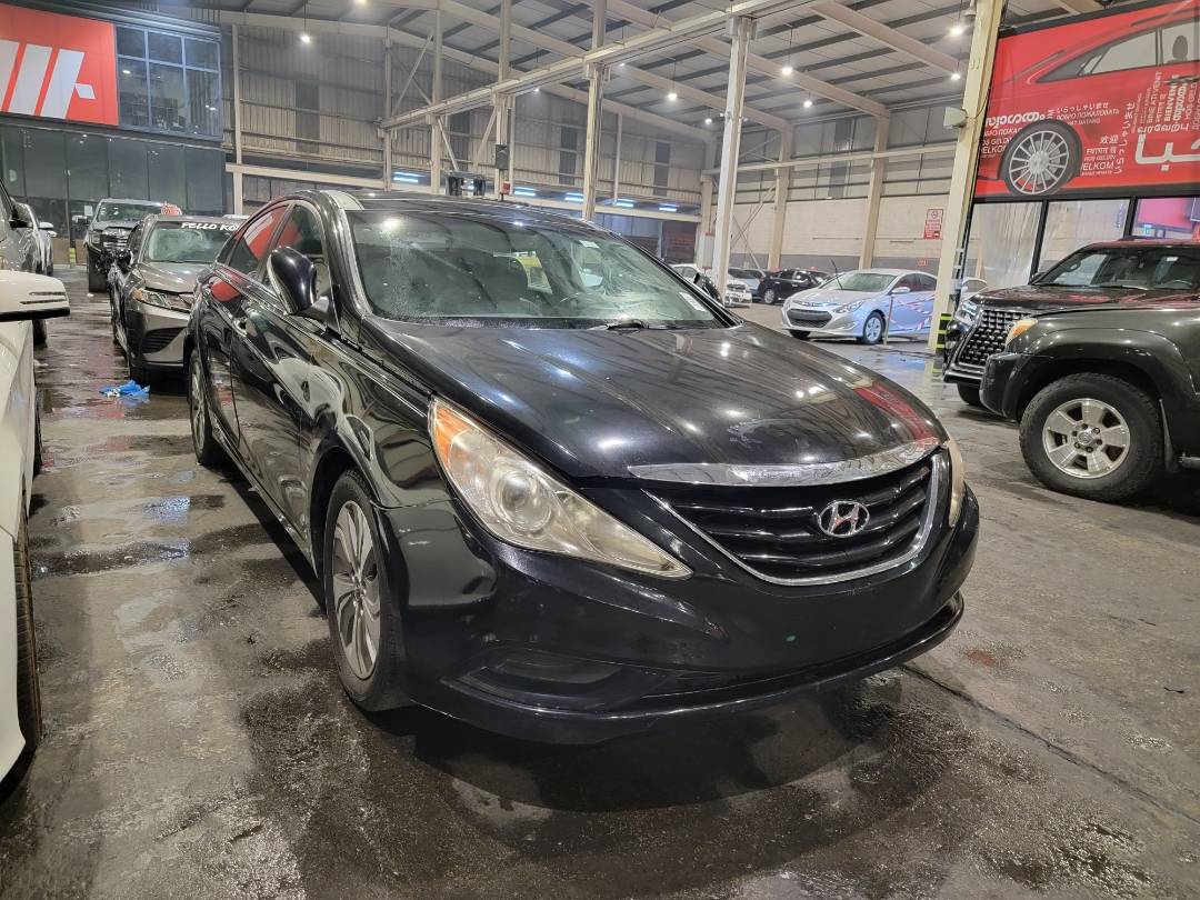 2013 HYUNDAI SONATA — 174987 Miles — Lot 3195030 — Main - Marhaba Auctions Used Cars - Image 4