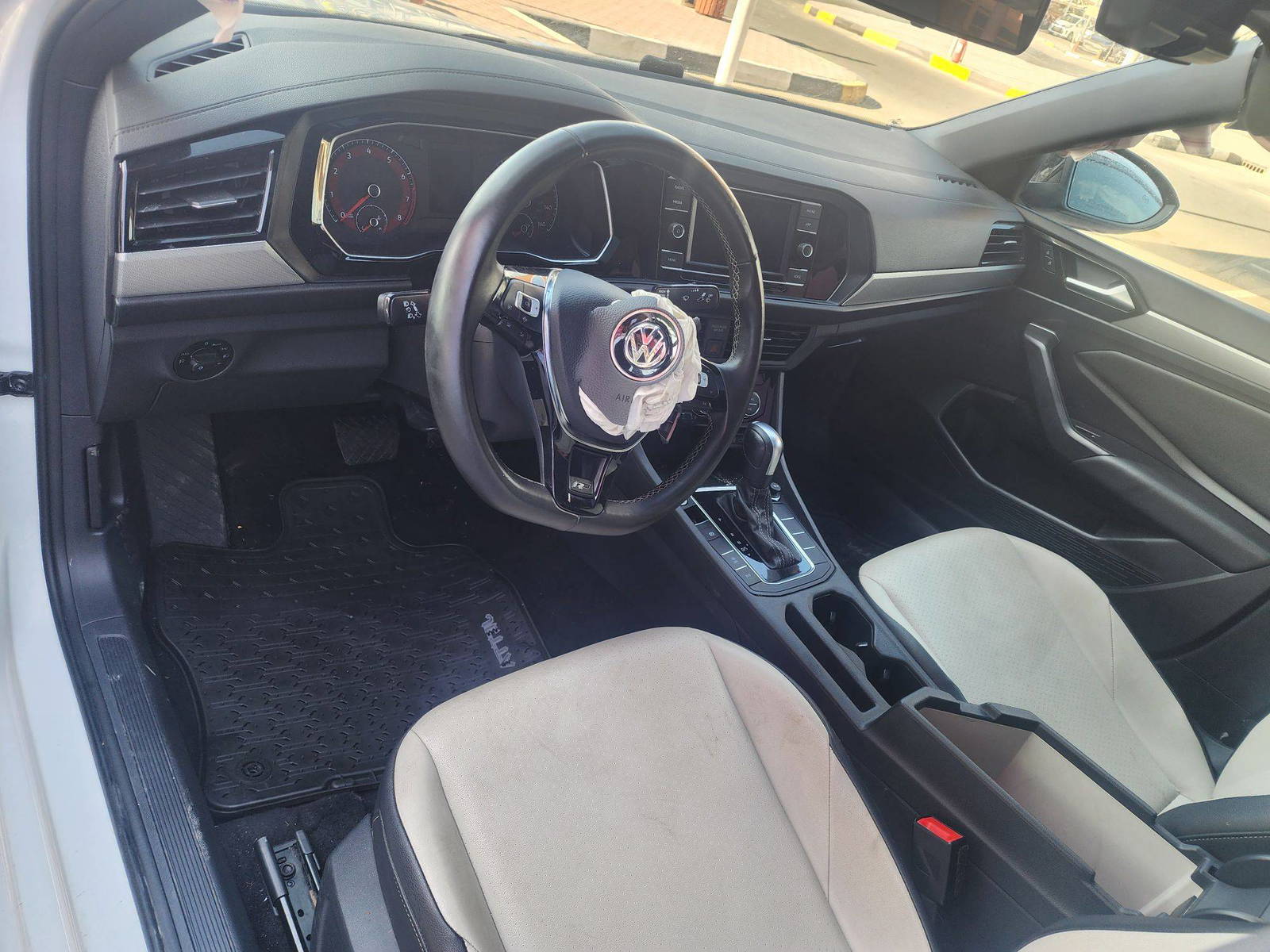 2020 VOLKSWAGEN JETTA — 118187 Miles — Lot 68604623 - Marhaba Auctions Used Cars - Image 4