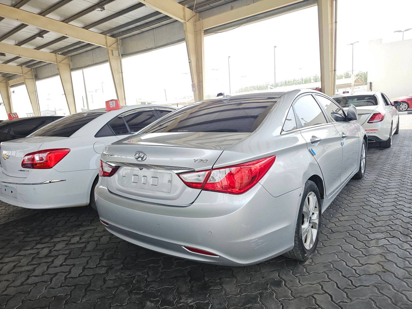 2012 HYUNDAI SONATA — 188031 KM — Lot 346115 — Ind. 12 - Marhaba Auctions Used Cars - Image 3