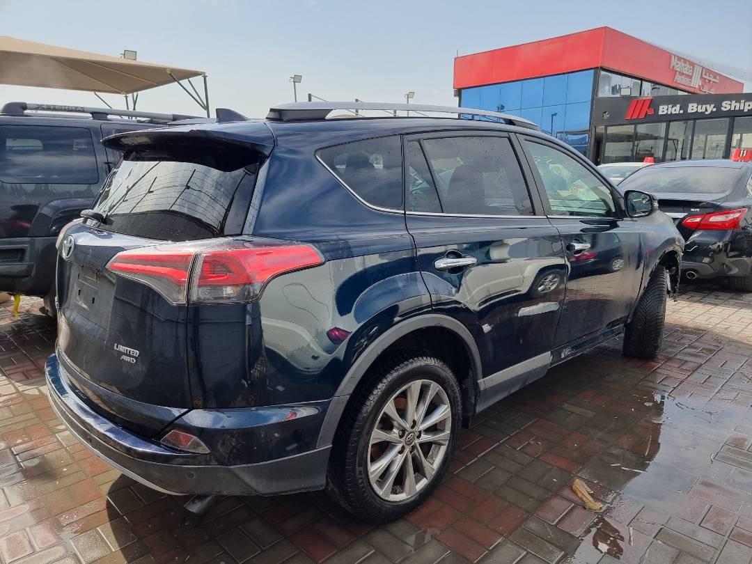 2018 TOYOTA RAV4 — 161258 Miles — Lot 215487 — Ind. 12 - Marhaba Auctions Used Cars - Image 4