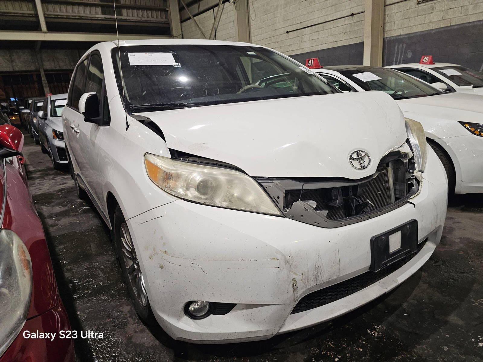 2014 TOYOTA SIENNA — 210970 Miles — Lot 9ES438989 — Main - Marhaba Auctions Used Cars - Image 4
