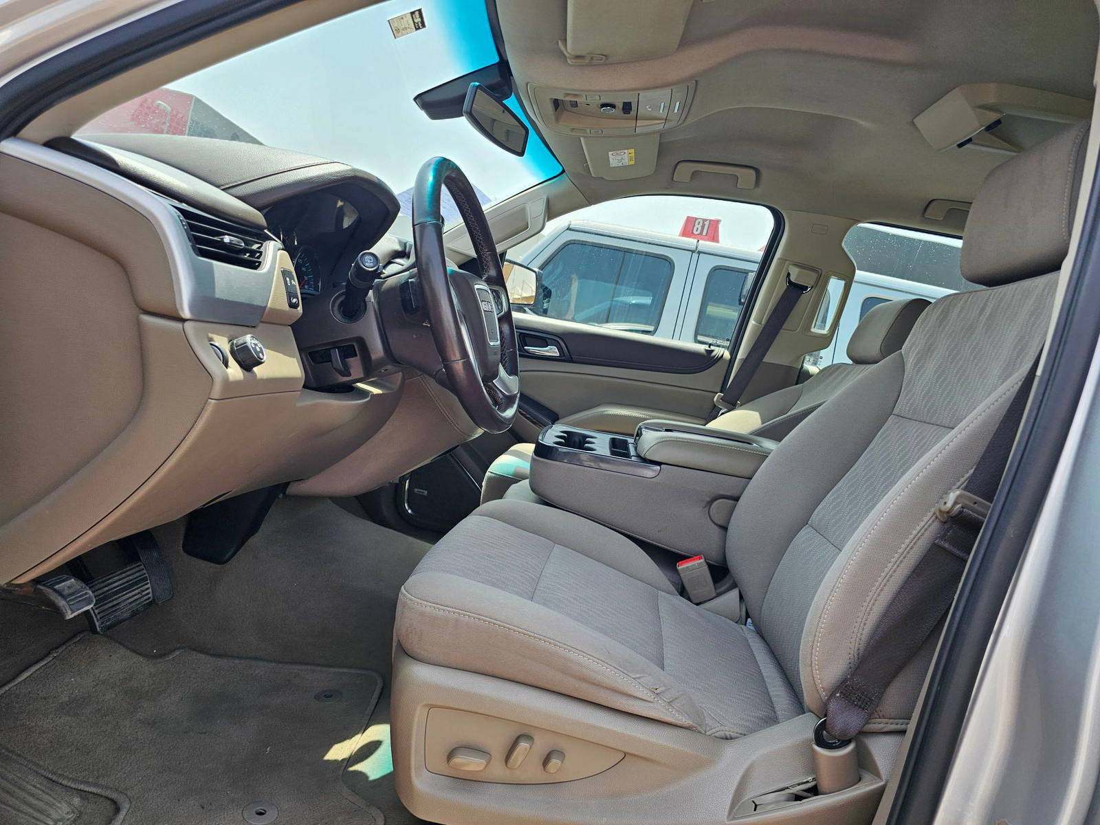 2020 GMC YUKON — 115870 KM — Lot 8EC1LR159377 — Souq - Marhaba Auctions Used Cars - Image 9