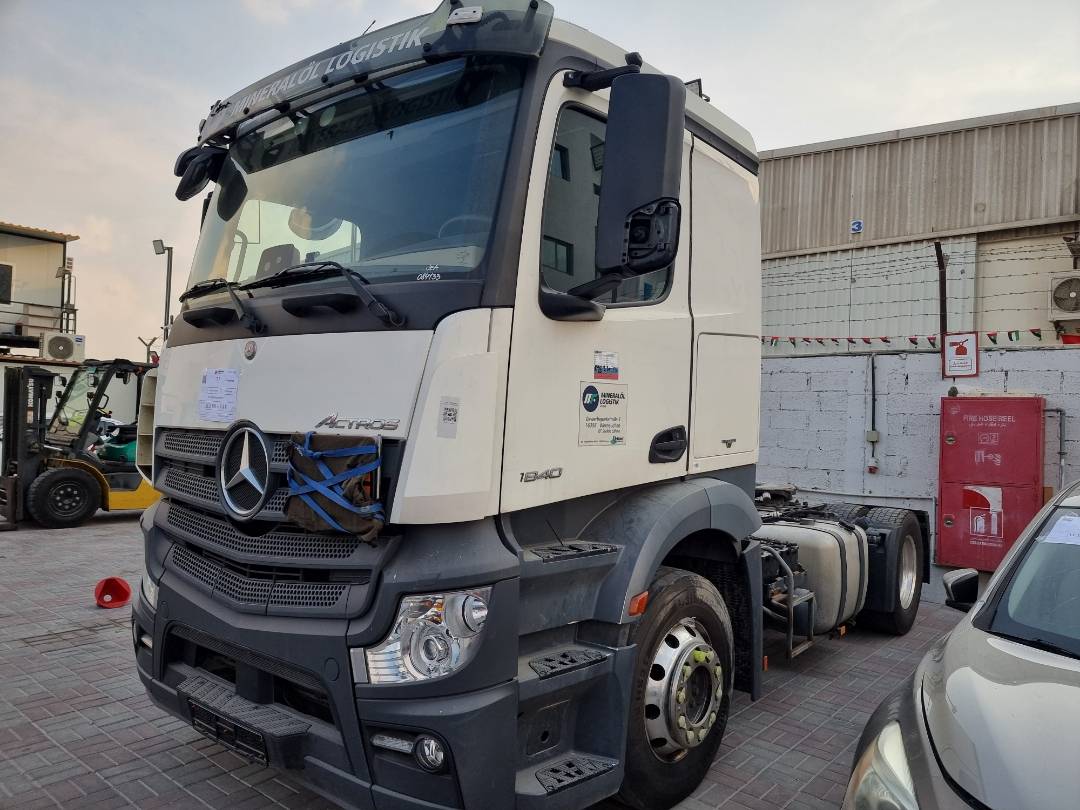 2017 MERCEDES BENZ ACTROS 1840 — 774380 KM — Lot 215487 — Al Quoz - Marhaba Auctions Used Cars - Image 3