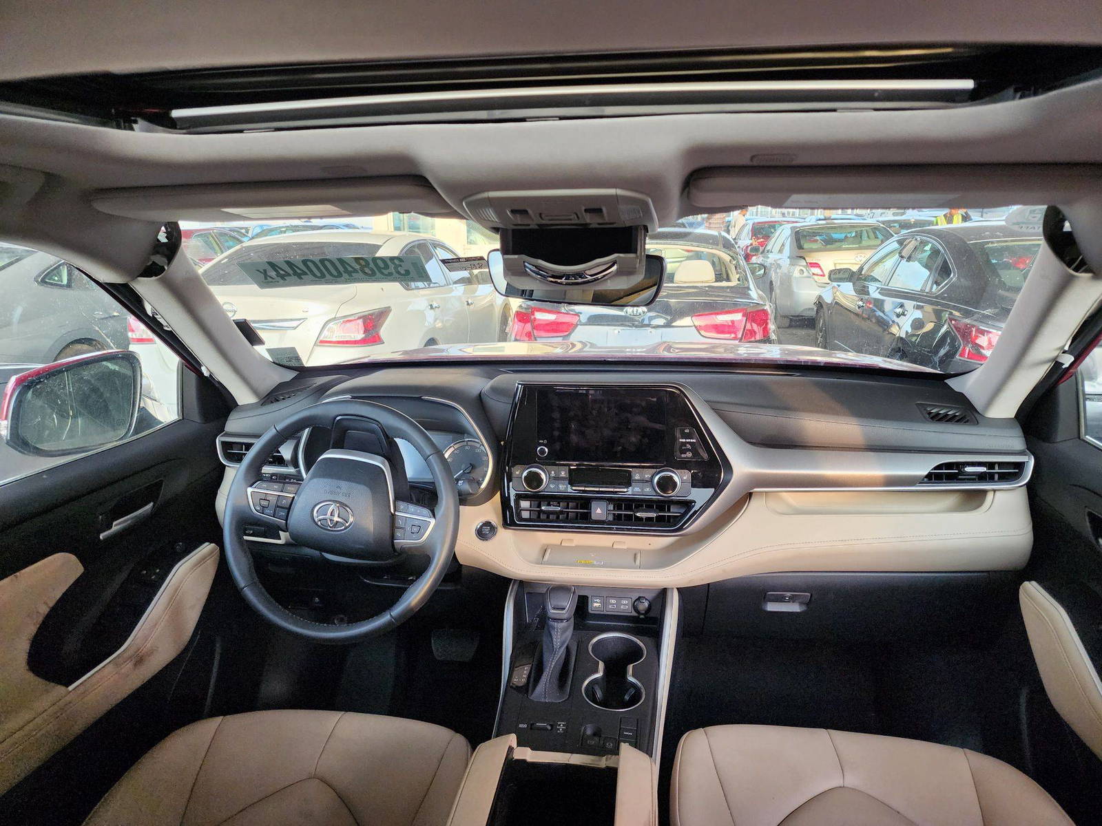 2023 TOYOTA HIGHLANDER — 12725 Miles — Lot 39840044 — Main - Marhaba Auctions Used Cars - Image 5