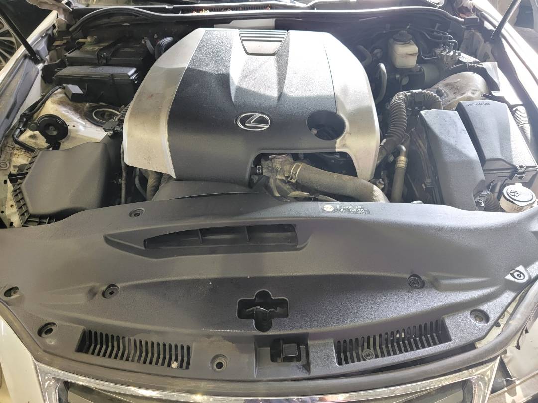 2014 LEXUS IS-350 — 205787 Miles — Lot E5004977 — Main - Marhaba Auctions Used Cars - Image 12