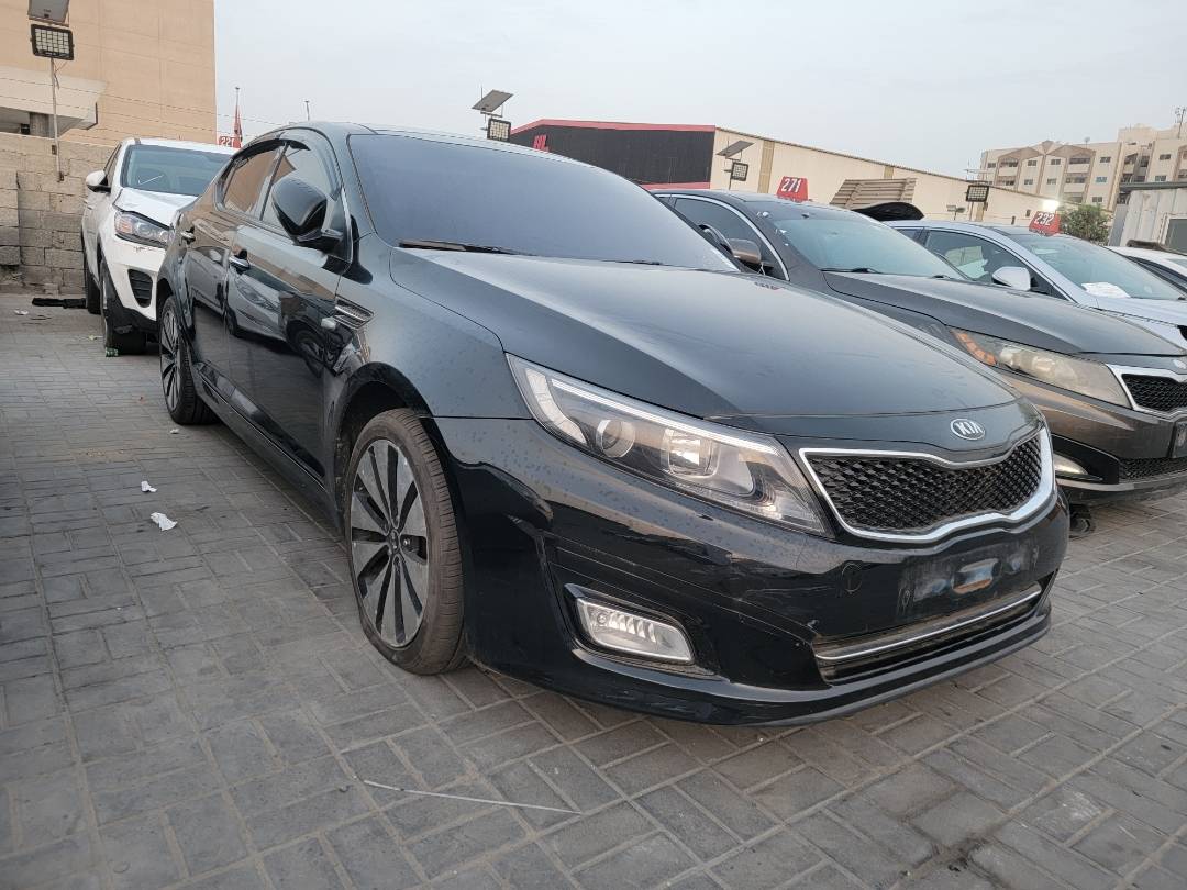 2014 KIA K5 — 75265 KM — Lot 438587 — Main - Marhaba Auctions Used Cars - Image 4