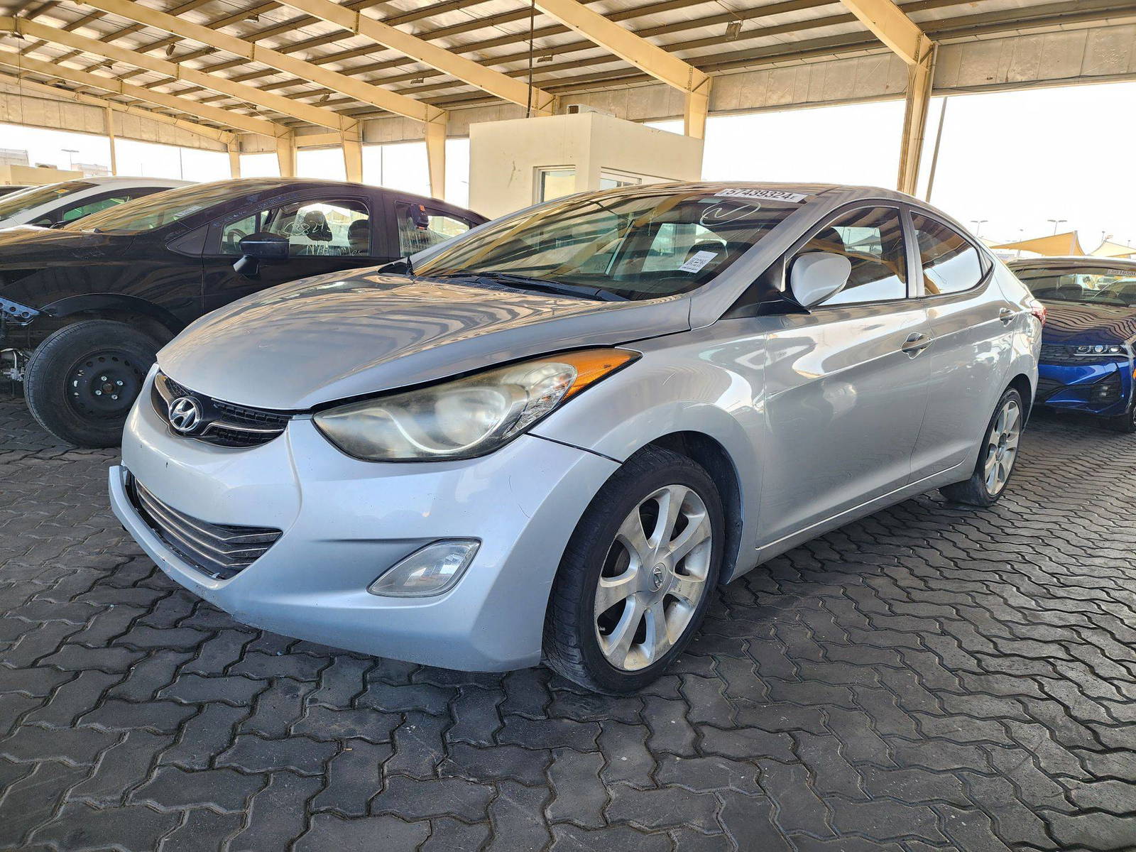 2011 HYUNDAI ELANTRA — 199203 Miles — Lot 57439324 — Souq - Marhaba Auctions Used Cars - Image 5