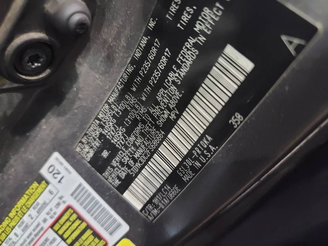 2015 TOYOTA SIENNA — 207787 Miles — Lot S686664 — Main - Marhaba Auctions Used Cars - Image 7