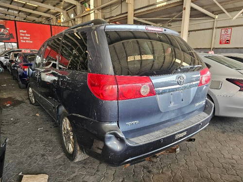 2008 TOYOTA SIENNA for sale at Marhaba Auctions